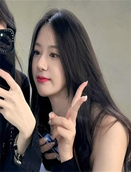 极寒之城免费完整版在线观看_女摄影师高楼边缘自拍_歪歪漫画在线阅读页面免费漫画入口页面小